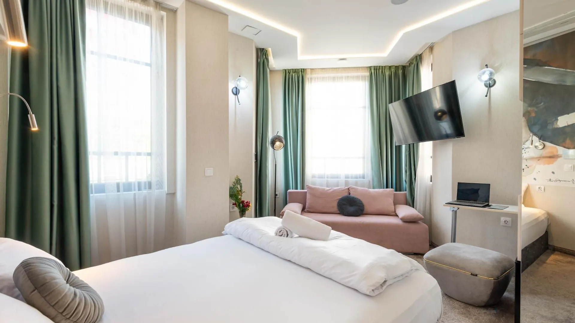 Aurora Hills Hotel Plowdiw